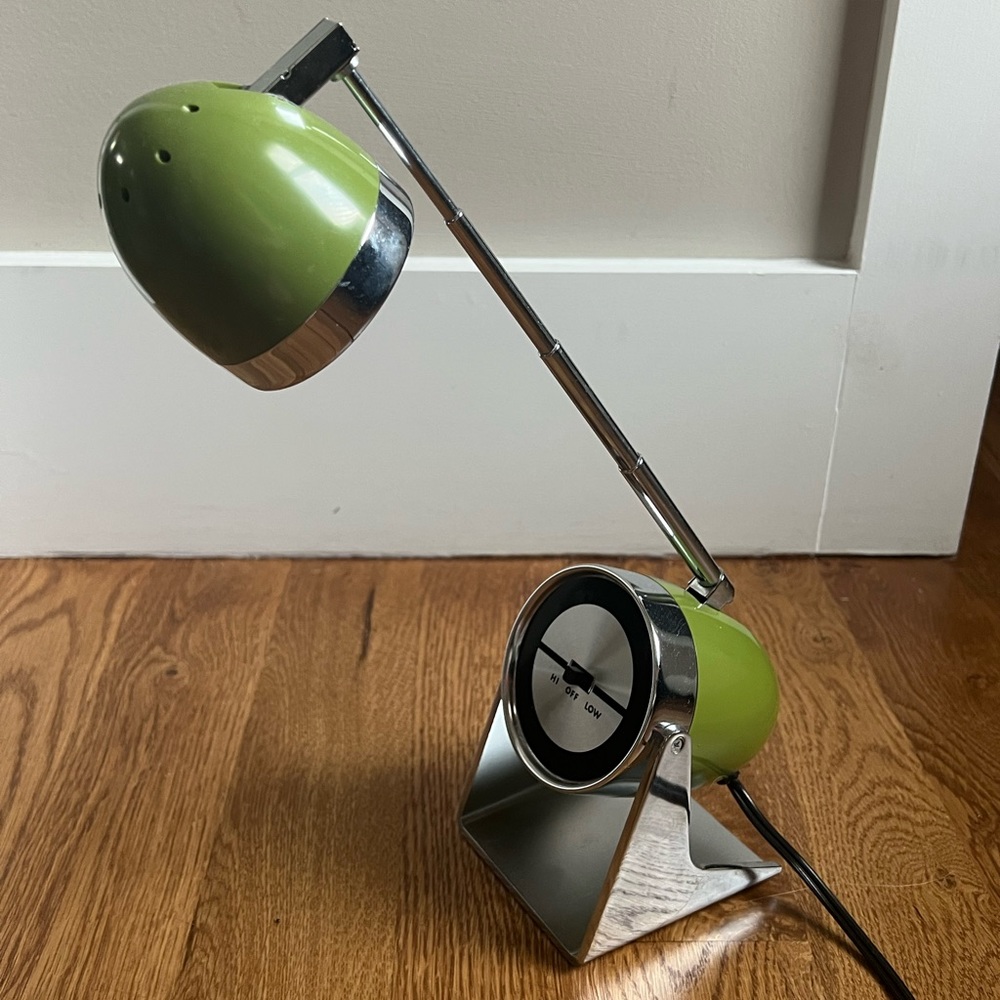 Vintage Hamilton Industries Avocado Green Bullet Lamp
